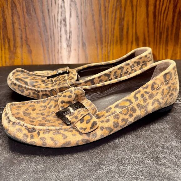 Stuart Weitzman Buckleberry Brown Black Cheetah Print Suede Loafers - Size 6.5 - Picture 9 of 11